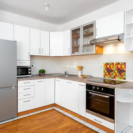 Ana-marija * ماكارسكا