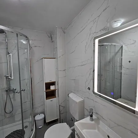 アパート Ana-marija マカルスカ